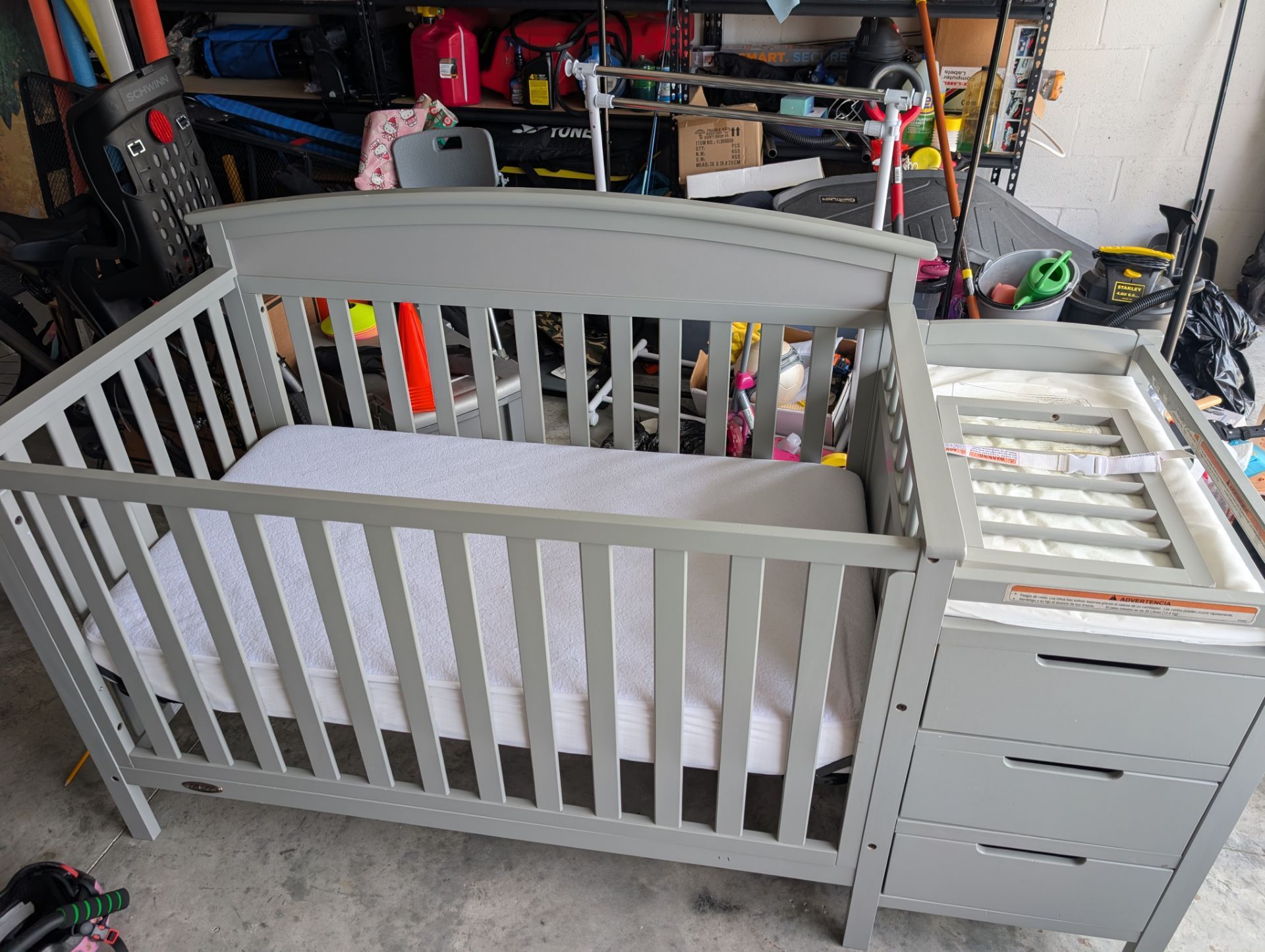 GRACO Convertible bed