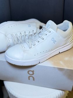 On Performance THE ROGER Clubhouse Mid Sneakers White Womens 8.5W