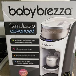 Baby Breeza Formula Dispenser 