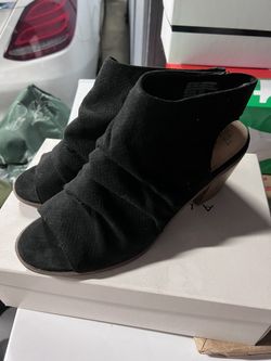 Time and Tru memory foam wedge black open-toe booties size 7.5