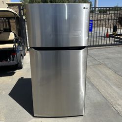 New LG Refrigerator Top Freezer Stainless Steel Garage Ready