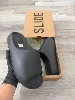 Adidas Yeezy Slides Onyx