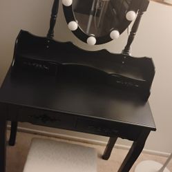 Vanity With Light Up Tilt Mirror