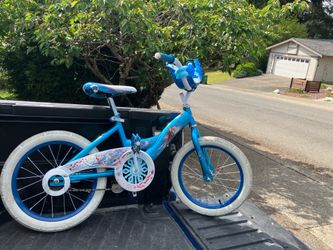 Child Kid Children Bike Disney Frozen 16” Wheels With Training Wheels Bicycle Tricycle Trike in Good Condition I’m