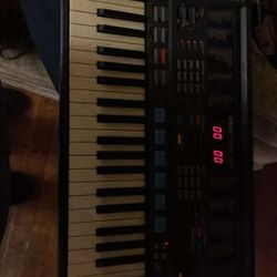 Yamaha Keyboard Psr-47 Used