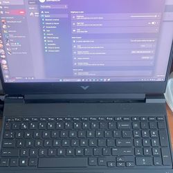 HP victus 