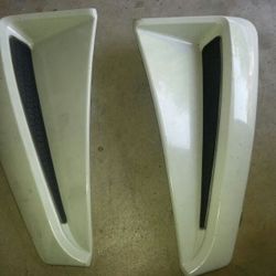 1999-2004 Mustang side scoops