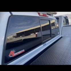 99 - 06 Silverado  3 Piece Window 