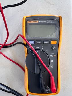 Fluke multimeter 110 plus