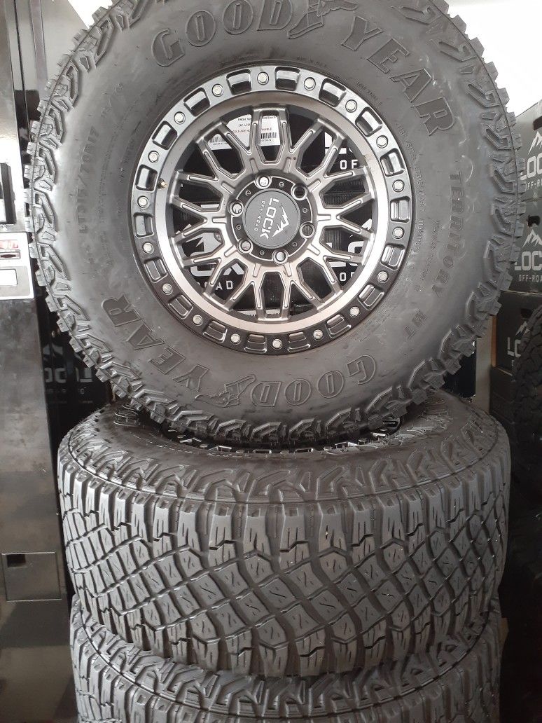 Bendo Un Set De RINES Nuevos Para Toyota Tacoma Chevy Silverado Con Llantas Usados 31570R17