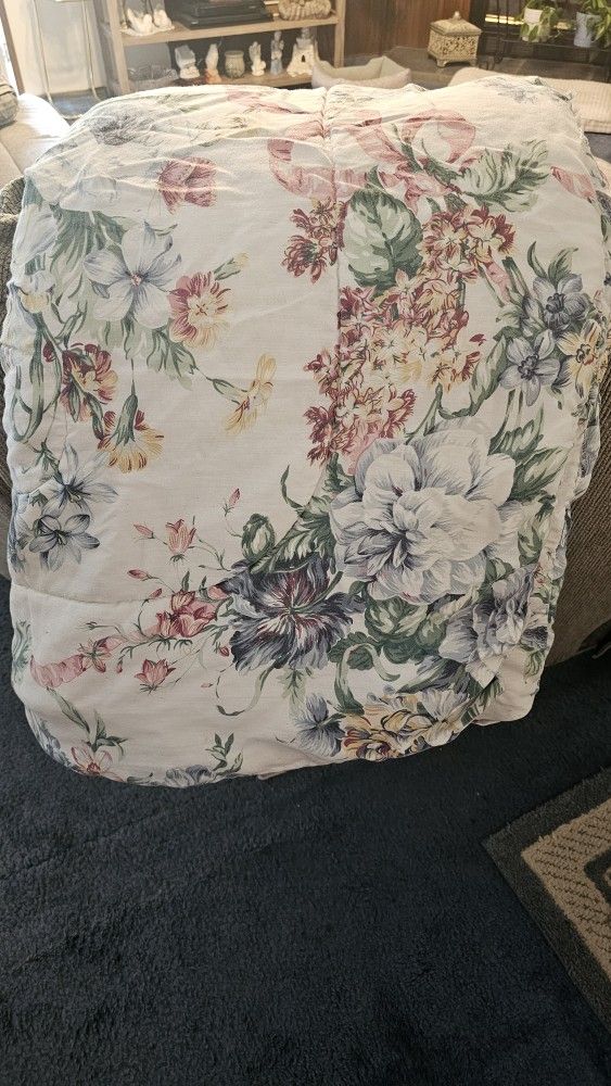 Comforter Set - Full Size