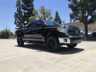 2015 Toyota Tundra TSS - Clean title - 3000 Miles Warranty!!!