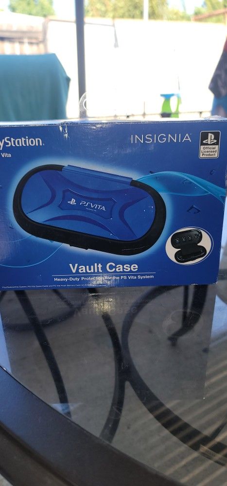 PS Vita Vault Case PlayStation Insignia