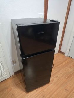 Large Mini Fridge with Freezer