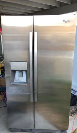 Whirlpool side by side refrigerator