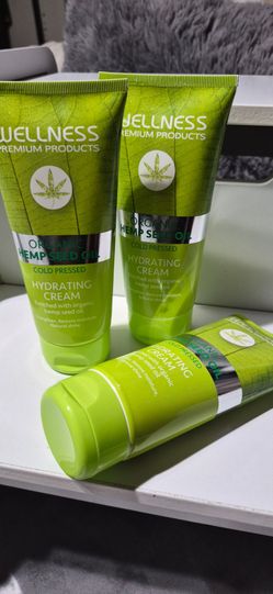 HYDRATING HAIR CREAM