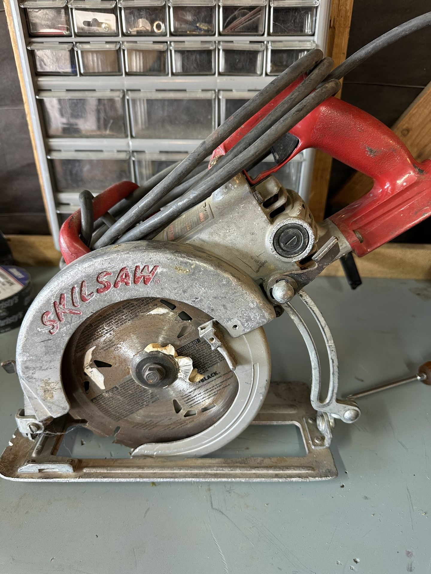 Skillsaw