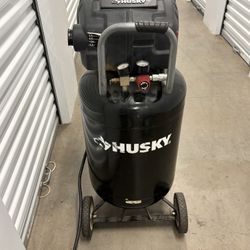 Husky Air Compressor 20 Gal Works Perfect !!! 
