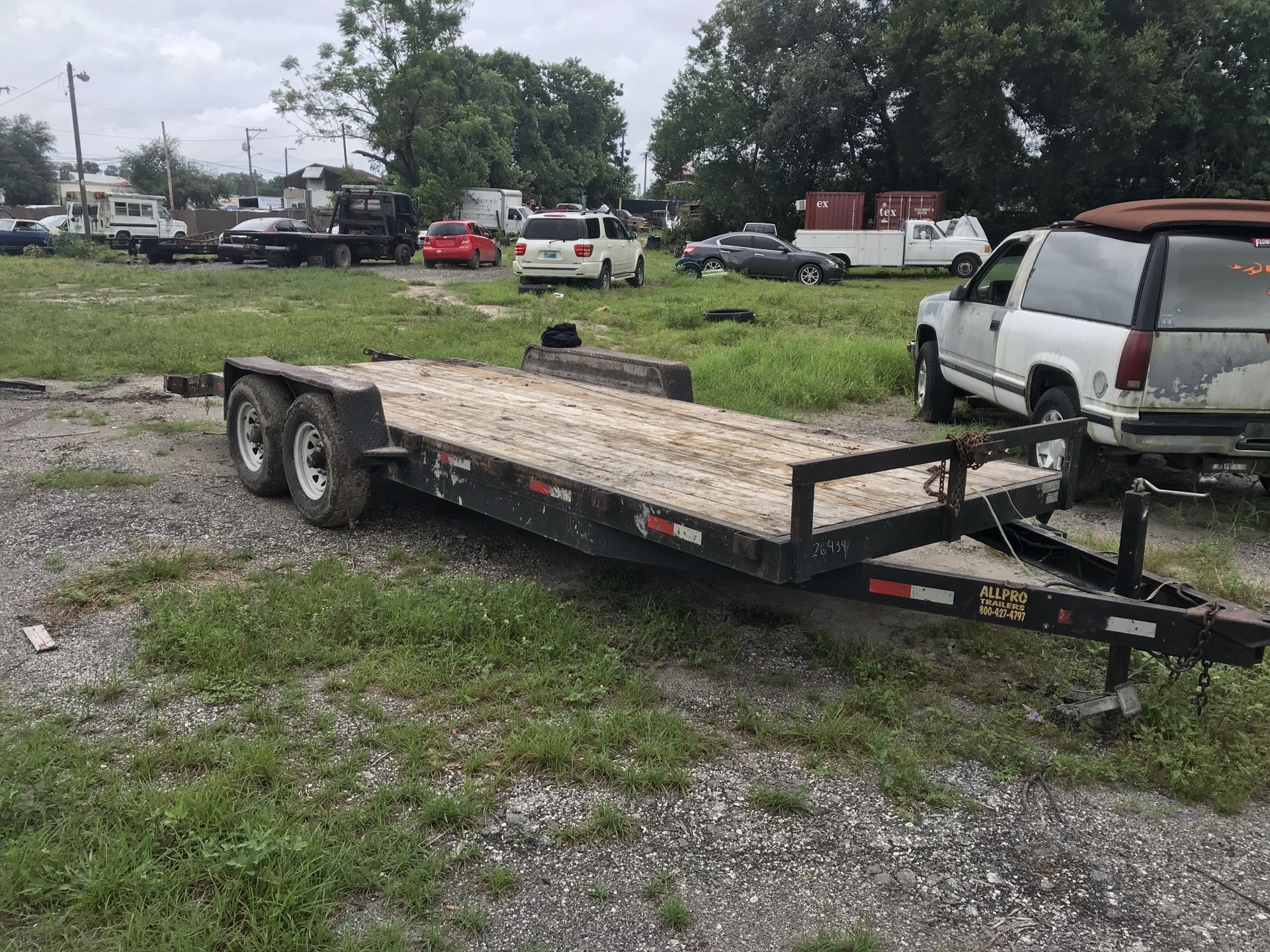 Car hauler asking $2000 8 lug wheels trailer 8 x 20