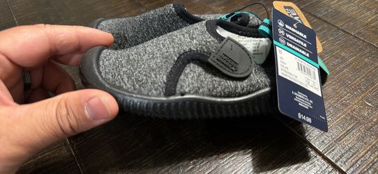 Rugged shark kids water shoes