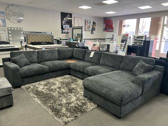 Gray Sofa Sectional w/ Cupholders & USB ports