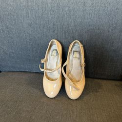 Girls Formal Shoes Size 2