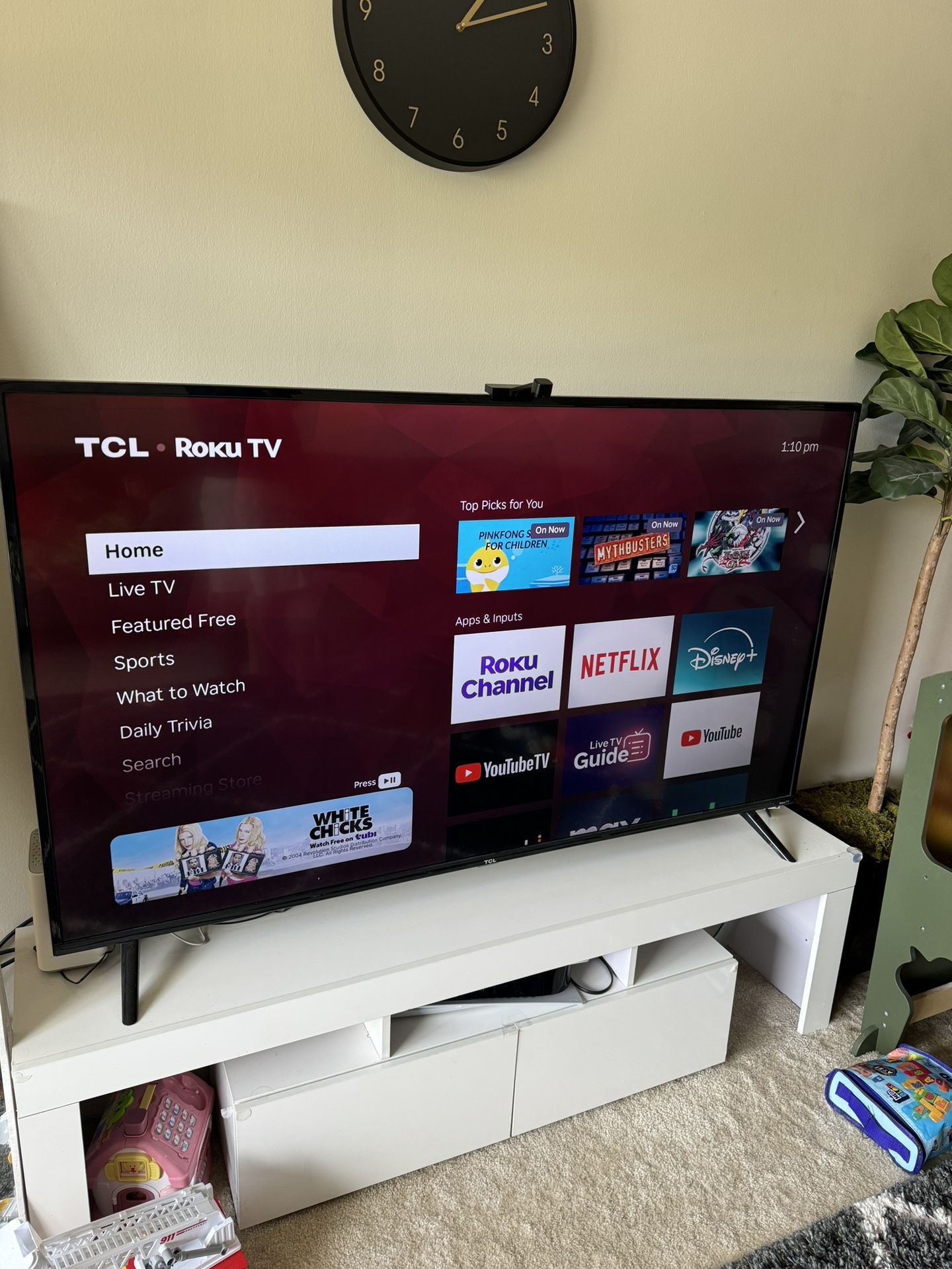 TCL 65” Roku Smart TV 65S425