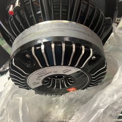 2 JBL Tornado 15 Pulgadas 5600 Watts 