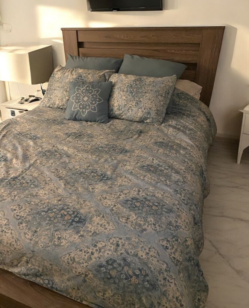 Brand New Queen Bed, Comes With Frame,Gray Wooden Headboard, Box Spring, Mattress, And Brand New Bedding/pillows 