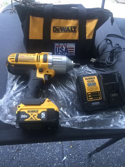 Dewalt 20 volt 1/2 inch wrench battery and charger