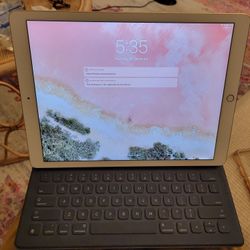 Ipad Pro 12.9 Inch (2nd Gen) With Apple Keyboard And Apple Pencil
