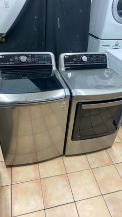 WASHER AND GAS DRYER  SET