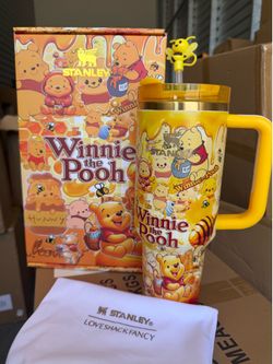 Winnie the Pooh Stanley 40oz