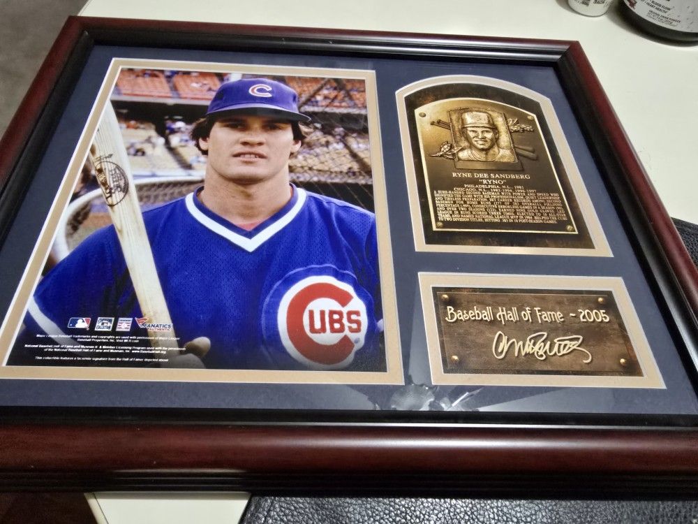 RYNE SANDBERG FRAMED PLAQUE NEW HALL OF FAME