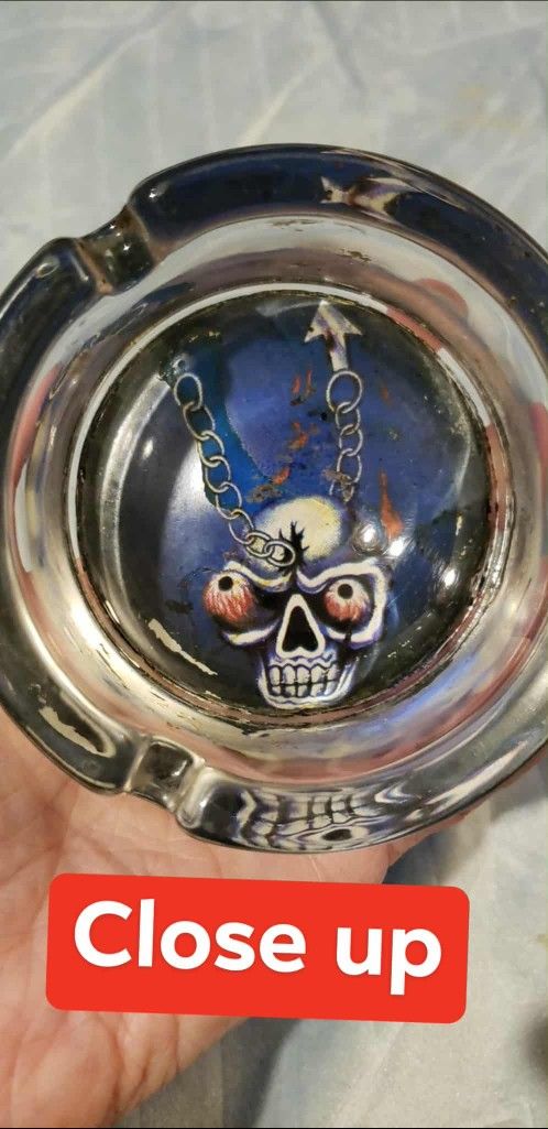 🩷 Skull Ashtray Glass - Still Available
