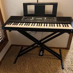 Yamaha Keyboard With Stand And Pedal