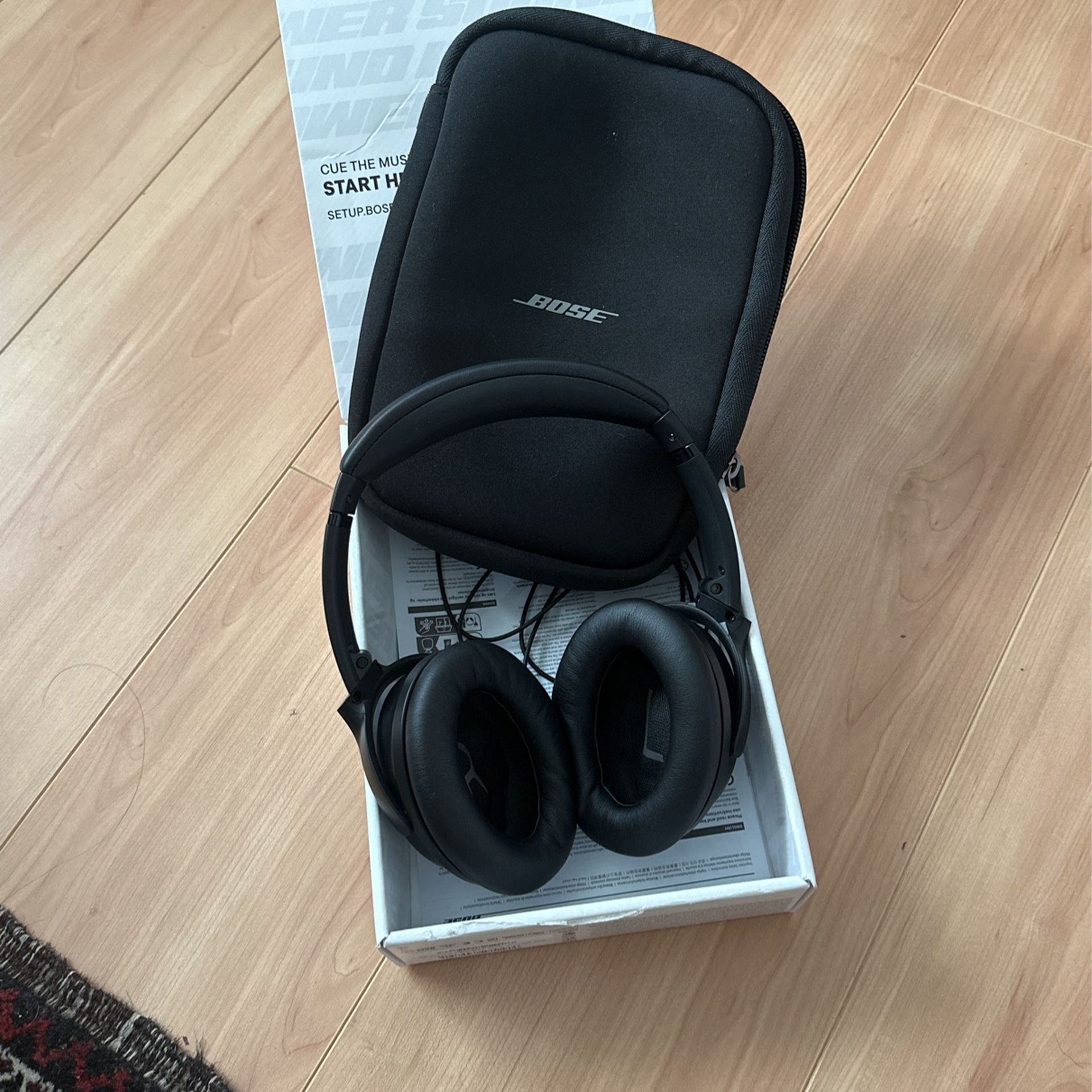 Bose Quietcomfort SC Open Box Never Used