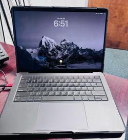MacBook Pro M4