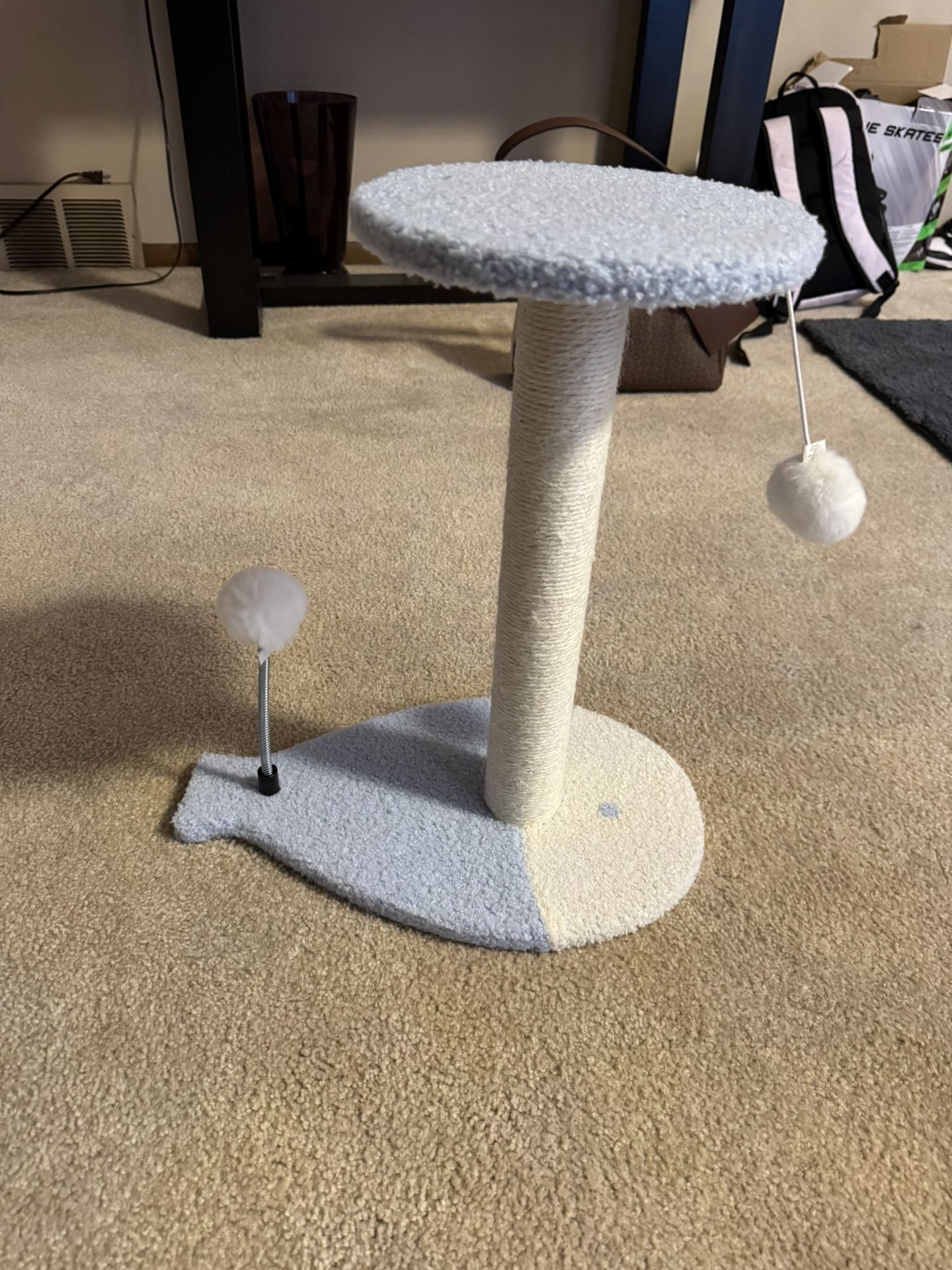 Cat Stand