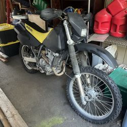 2001 Sukuzi DRZ-250