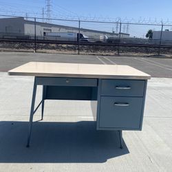 Mid-century Metal teachers desk