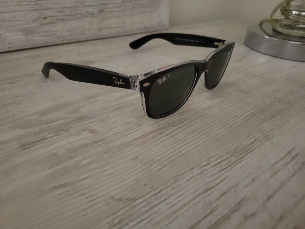 Ray-Ban New Wayfarer Sunglasses Rb 21 32
