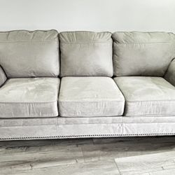 Sofa / Loveseat Set