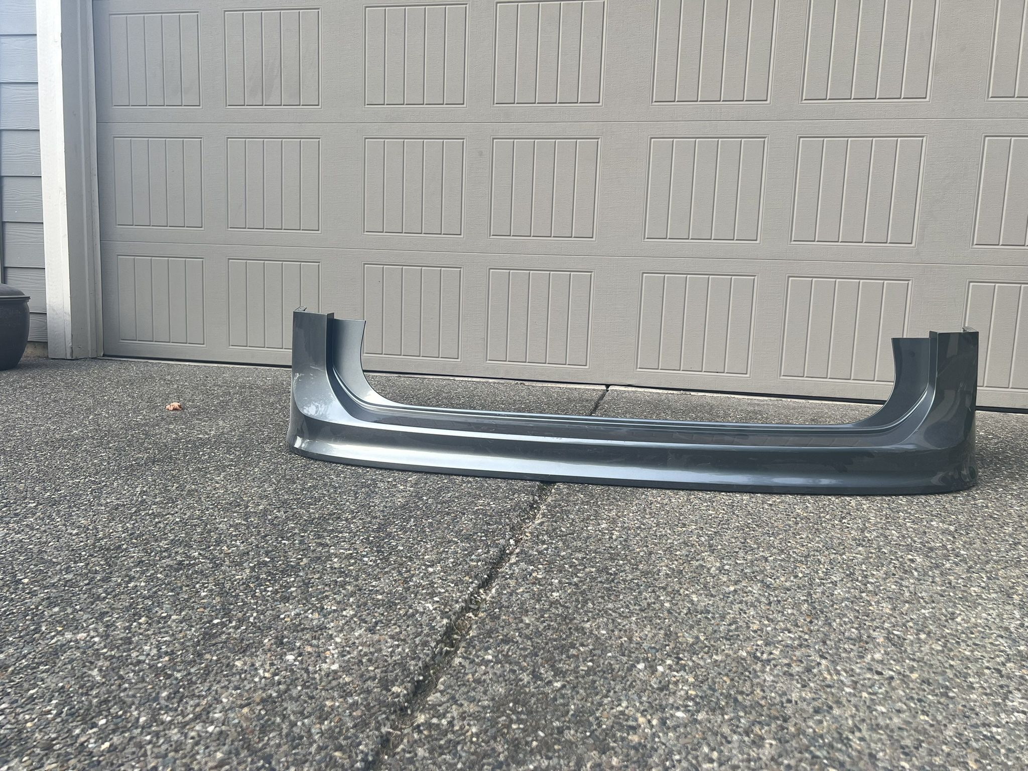 rear bumper Upper for Volkswagen Tiguan 2018- 2021