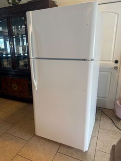 Refrigerator in good conditions