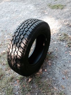 255-70-18 Toyo At