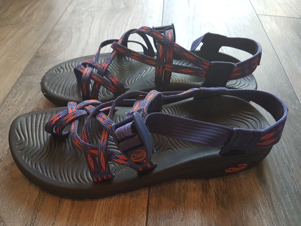 Chaco ZX water shoe sandels women's 9 like new