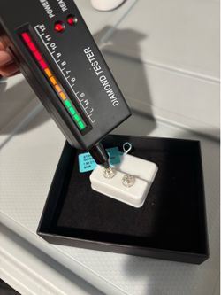 925 sterling silver moissanite earring stud