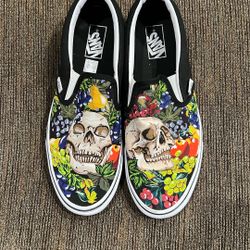 Vans Men’s Size 11.5 Skull Shoes