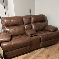 Free Couch 